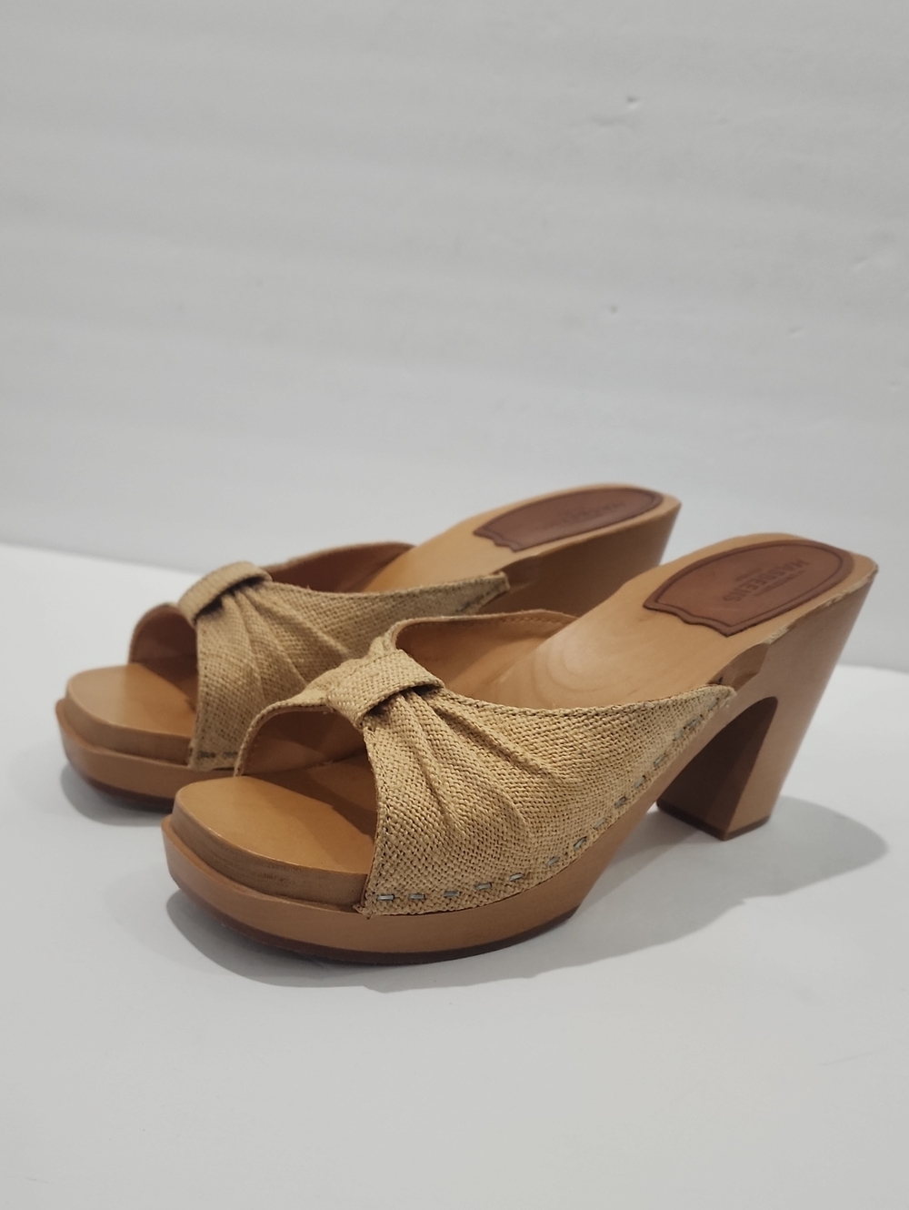Swedish Hasbeen Bow Slip On Clogs